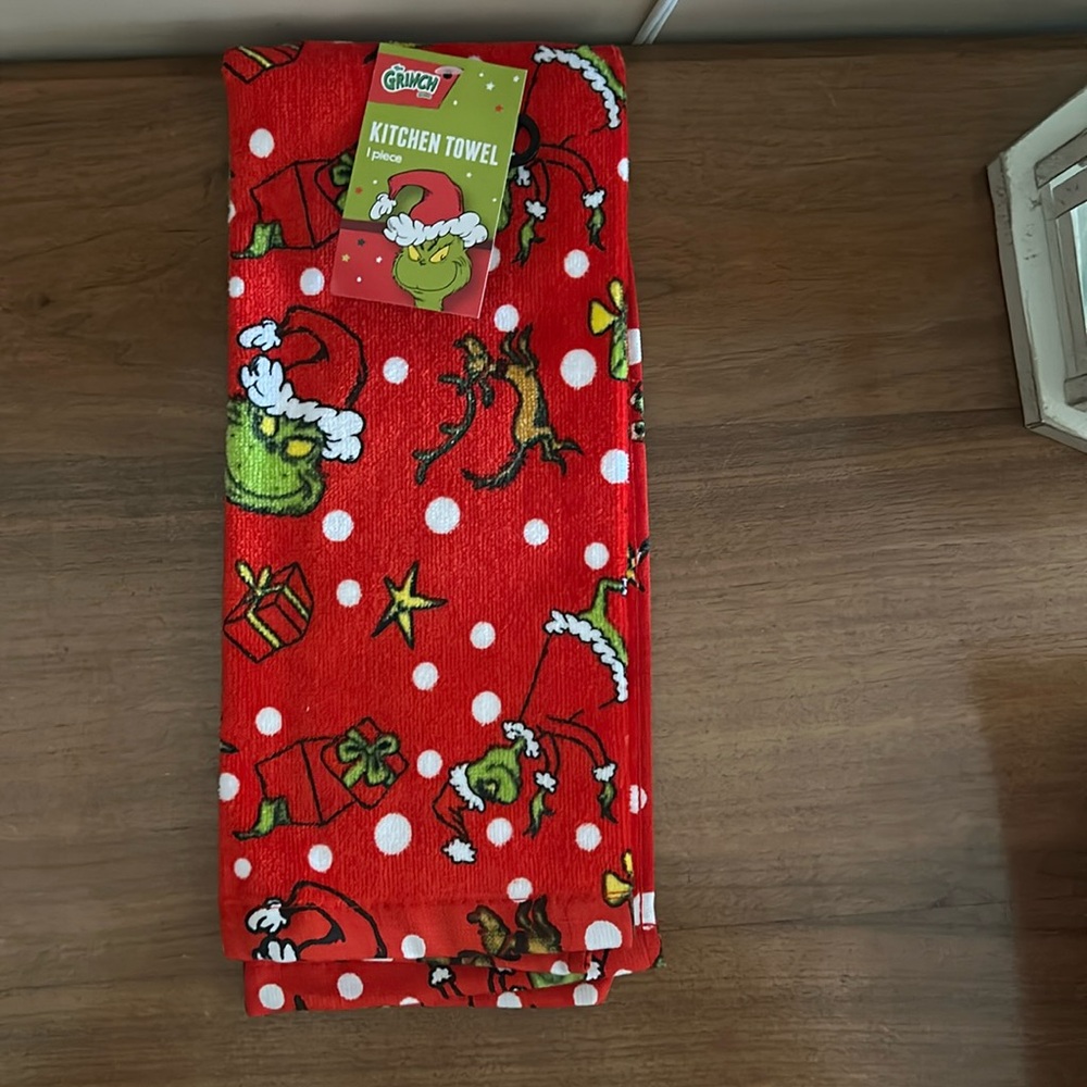 Grinch kitchen towel